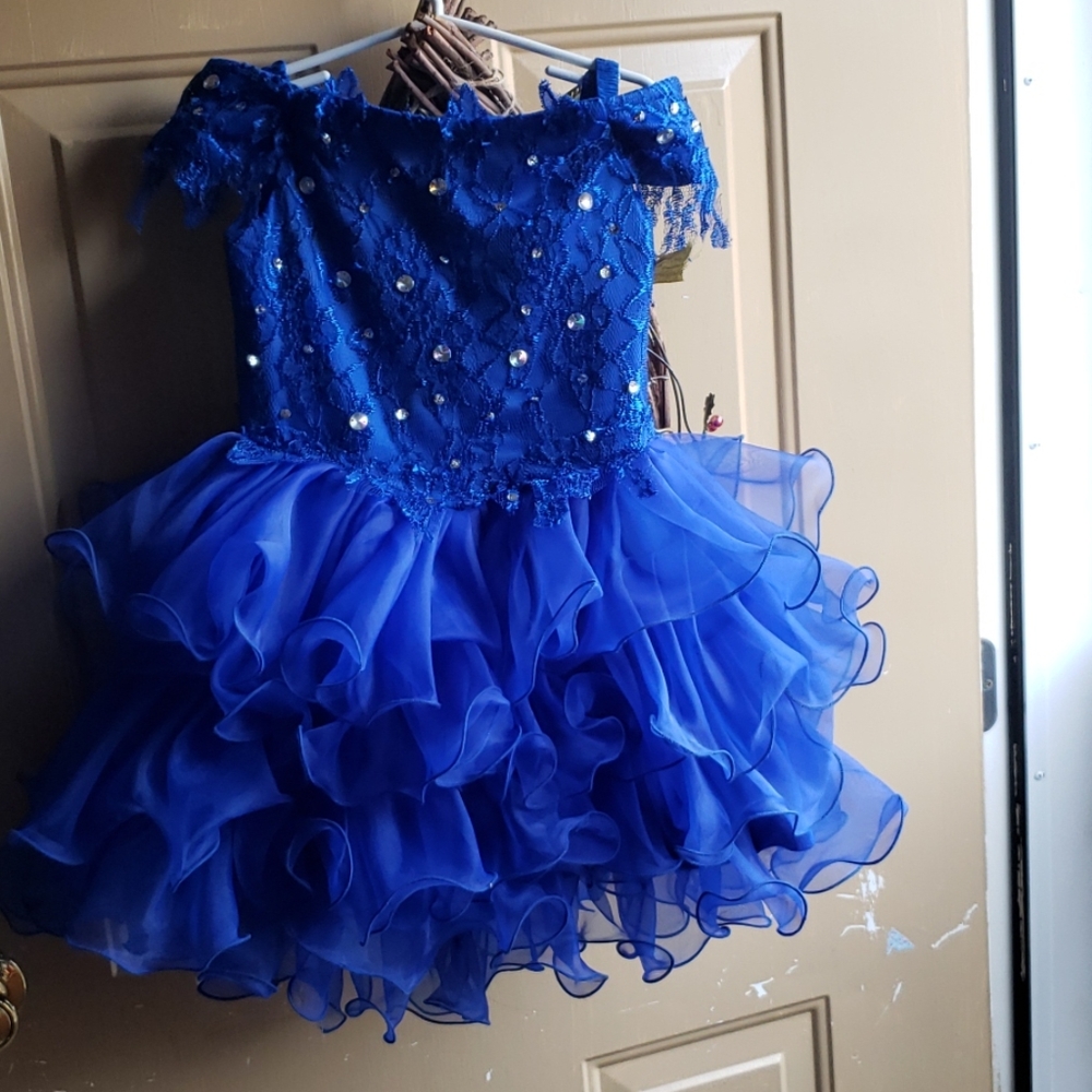 Pageant dress